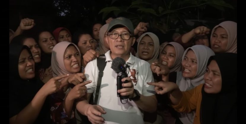 Om Liem Meradang, Emak Emak Ikut Rangsek Rumah Jokowi